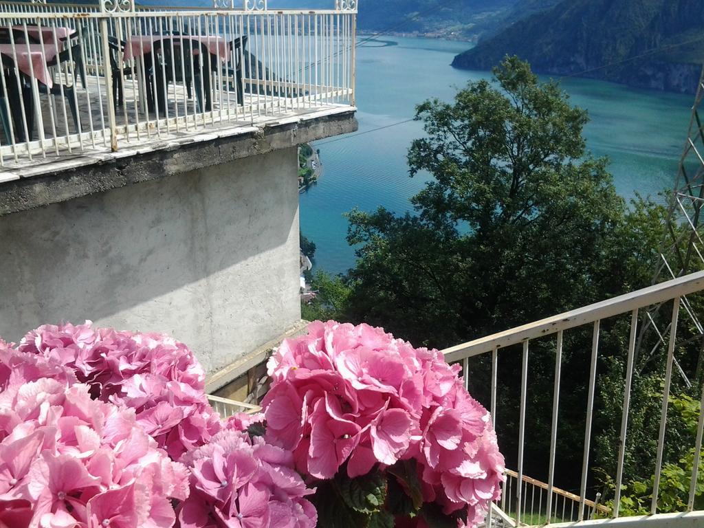 Hotel Poggio D'Oro Riva di Solto Extérieur photo