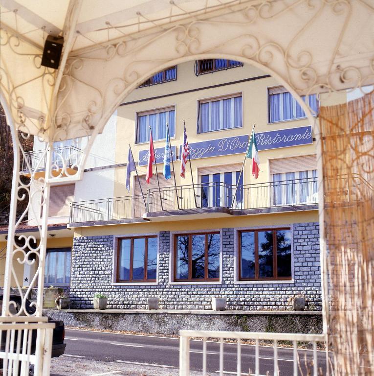 Hotel Poggio D'Oro Riva di Solto Extérieur photo