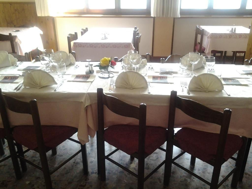 Hotel Poggio D'Oro Riva di Solto Extérieur photo
